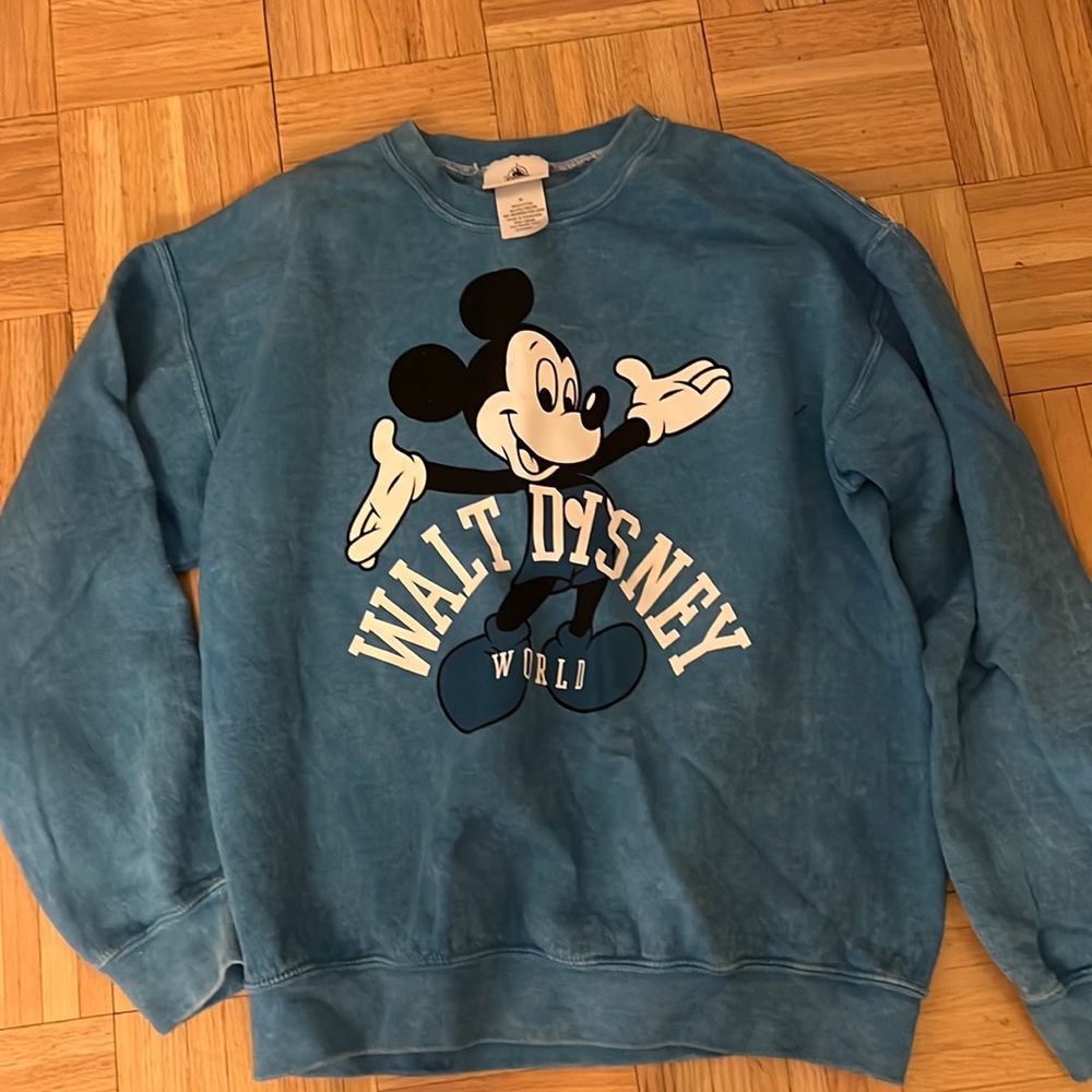 Walt Disney sweatshirt